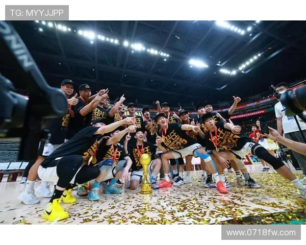 体育竞技巅峰对决各路英雄汇聚激情赛事全程回顾与精彩瞬间解析 体育竞技巅峰对决各路英雄汇聚激情赛事全程回顾与精彩瞬间解析