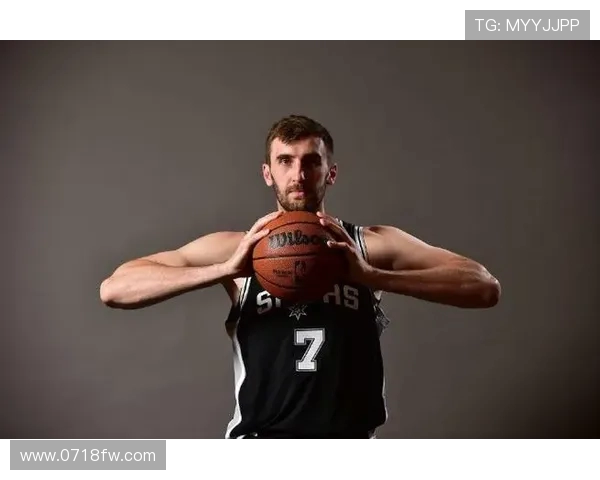 圣安东尼奥马刺重塑辉煌之路探寻新老交替中的团队精神