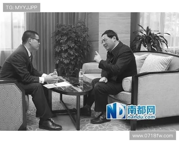 李强专访：从青涩少年到足球巨星的奋斗与梦想回顾