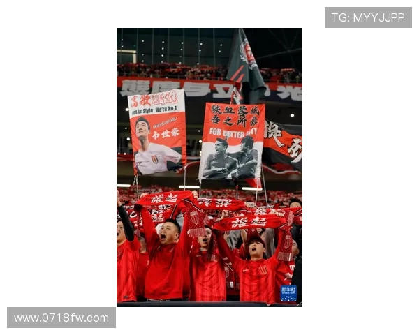 成都蓉城主场鏖战青岛海牛巅峰对决上演中超激情与荣耀争锋